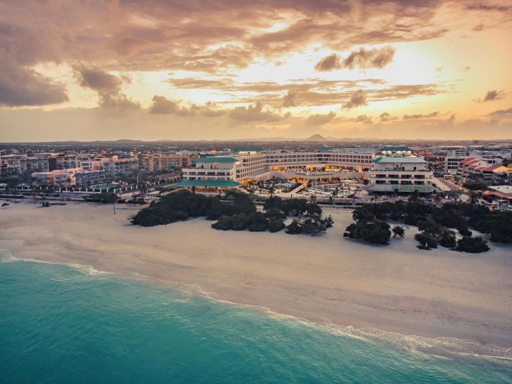 Hotel Joia Aruba By Iberostar Palm Beach Exterior foto